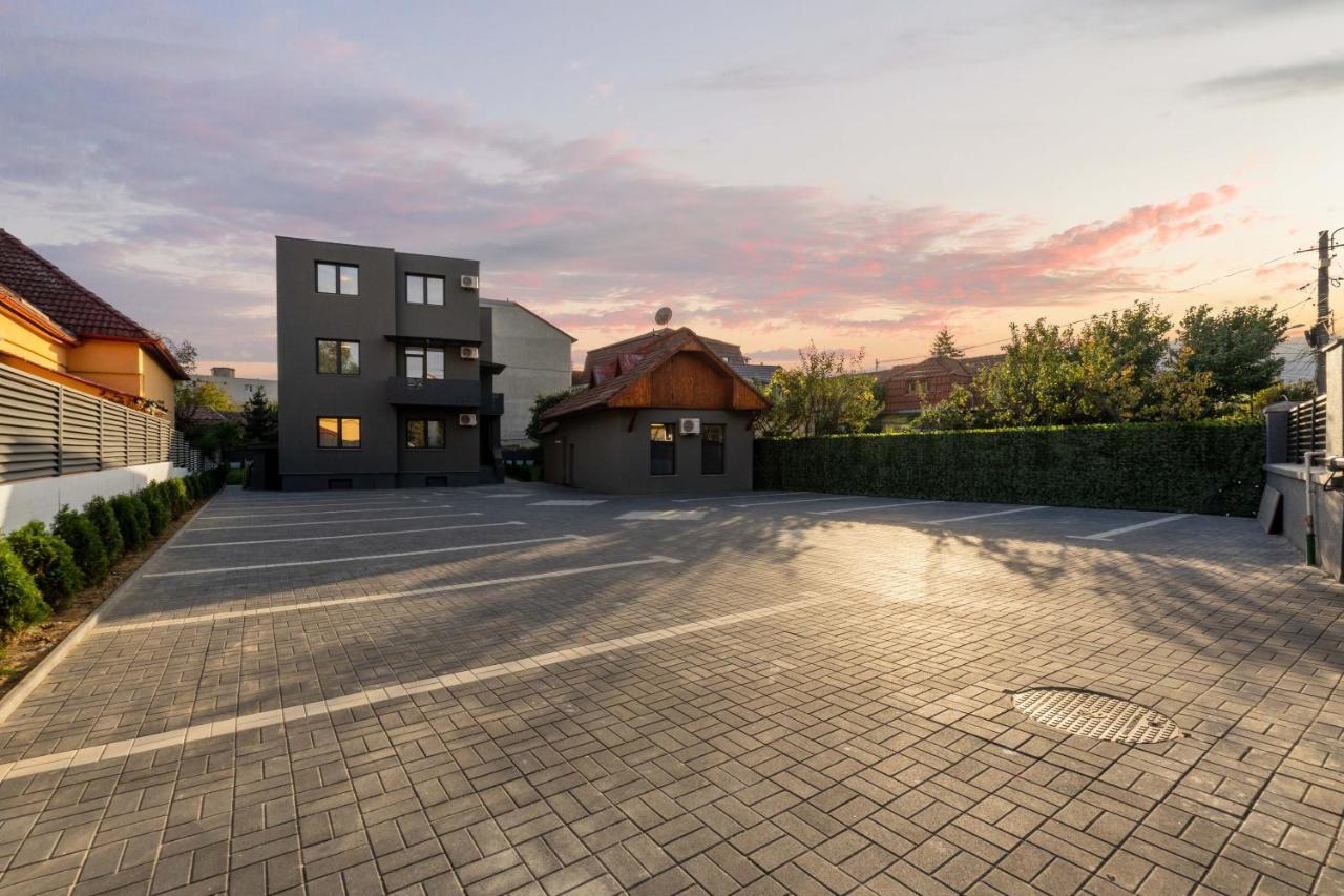 Fit Residence Cluj Napoca Bagian luar foto